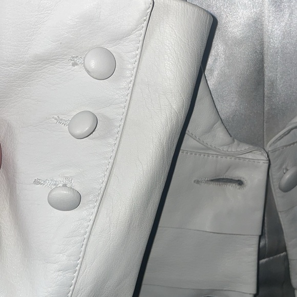 A vintage, white leather, supple Rock & Republic Collection.Shell is polyester. - Picture 6 of 6